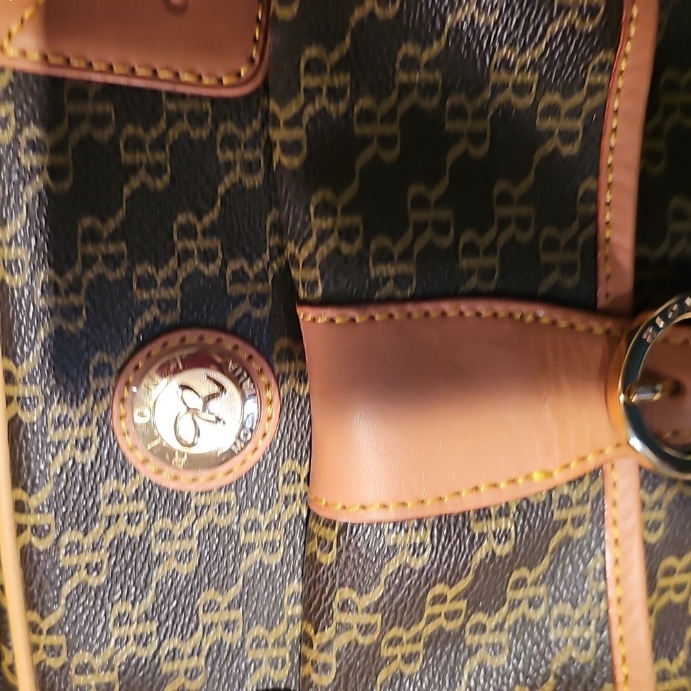 Rioni Satchel Bag..PLUS WALLET....excellent condition - Picture 3 of 10